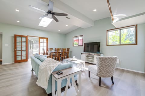 Kenmore Vacation Rental | 2BR | 2BA | Step-Free Entry | 1,400 Sq Ft