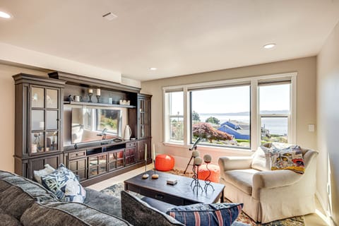 Des Moines Vacation Rental | 1BR | 1BA | 900 Sq Ft | Step-Free Access