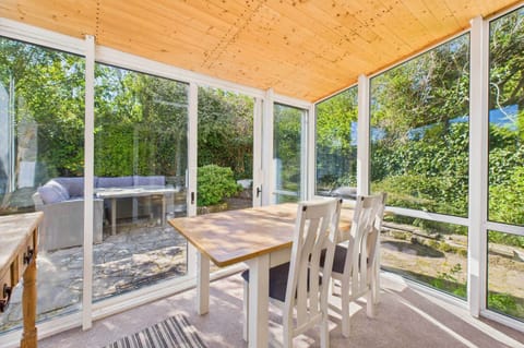 Stonecrop Cottage, Alwinton - Host & Stay