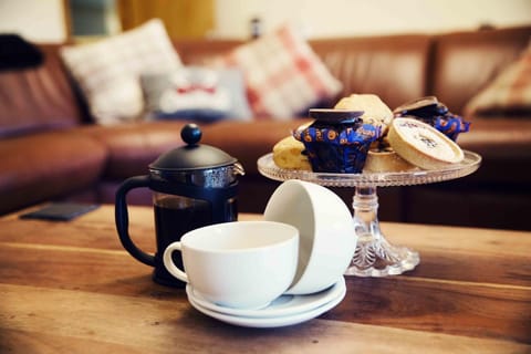 Living Room / Lounge