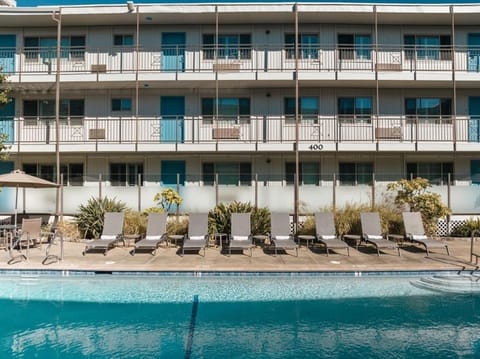 Outdoor heated Swimming Pool