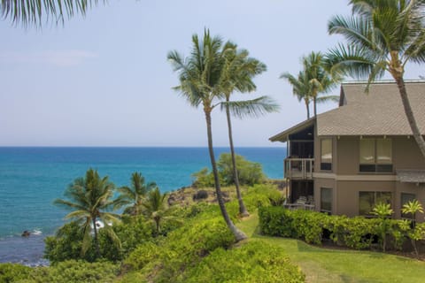 Beautiful oceanfront villa!