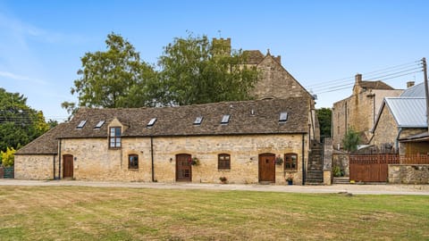 Kestrel barn is surrounded by lovely countryside