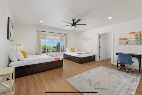 2 Double Beds with the Single Bed Trundle Pull Outs