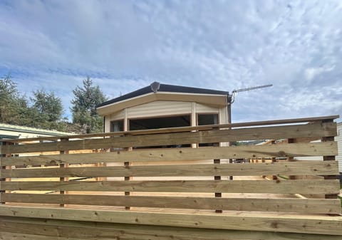 Living Room / Lounge