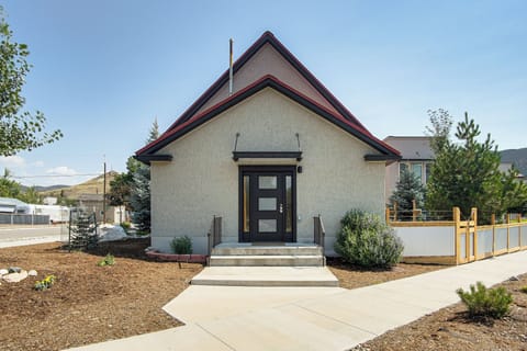 Salida Vacation Rental | 1BR | 1BA | 1,280 Sq Ft | 4 Steps to Enter