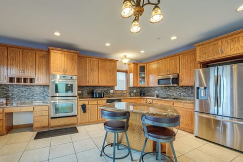 Kitchen | Dishwasher | Cooking Basics | Blender | Toaster | 1st Floor