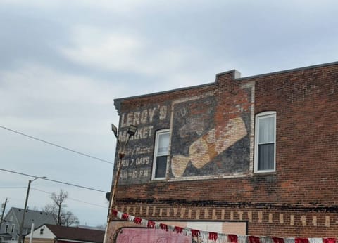 Classic LeRoy`s Market mural c. 1950