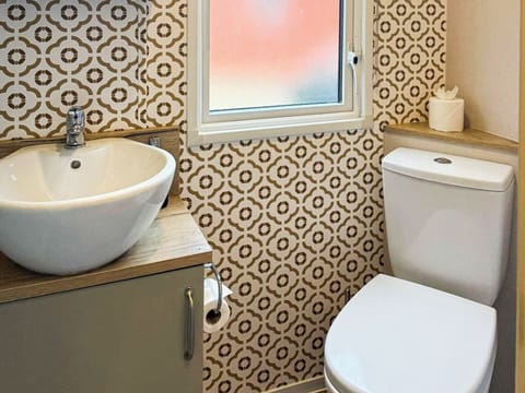 Bathroom | Lodge 58, Aviemore