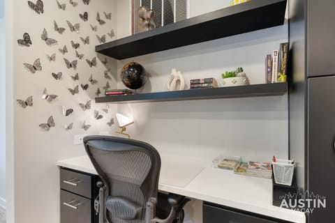 Still gotta work? No problem! Bring your laptop, we’ve got the desk space and Wi-Fi covered.