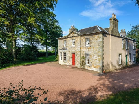 Exterior | Wintonhill Farmhouse - Winton Holidays, Pencaitland