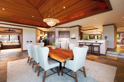 Chef-style kitchen and dining space ideal for entertaining or family gatherings.