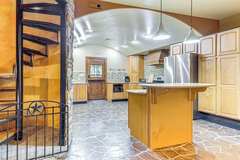 Kitchen | 1st Floor | Drip Coffee Maker | Dishwasher | Cooking Basics