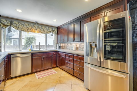 Kitchen | 1st Floor | Keurig & Drip Coffee Makers | Blender | Cooking Basics