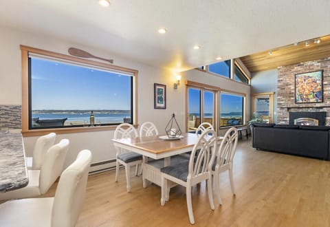 Open layout on the main floor