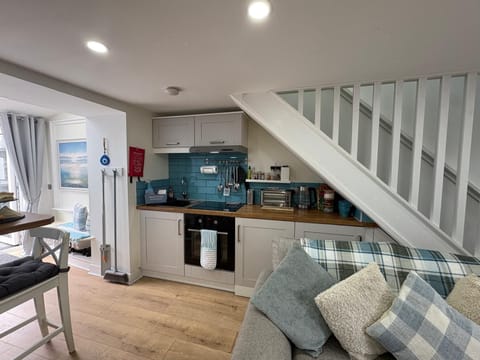 Living Room / Lounge