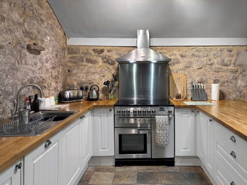 Kitchen | Cosy well-being barn, Kilnsey, near Grassington