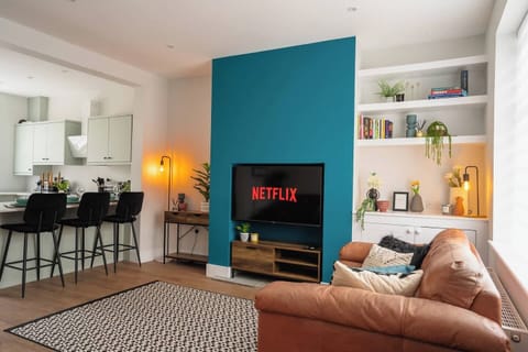 Enjoy the open plan living area complete with 50" smart TV that has both Netflix and Sky