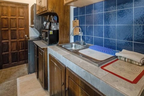 d1840d36-2d96-43ca-9f2b-879b3d7bc732