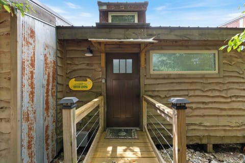 3fe92cc0-aab1-439e-8522-0055502aefea