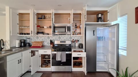 Everything you need for a stress free stay, from free drinks to kitchen utensils