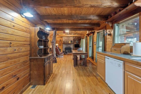 b0e3e44f-c821-40b1-937f-160acf4cb0ed