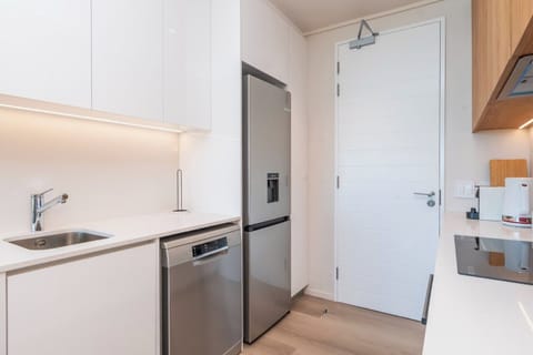 Beach House Hout Bay Studio with Ocean Views (33609)