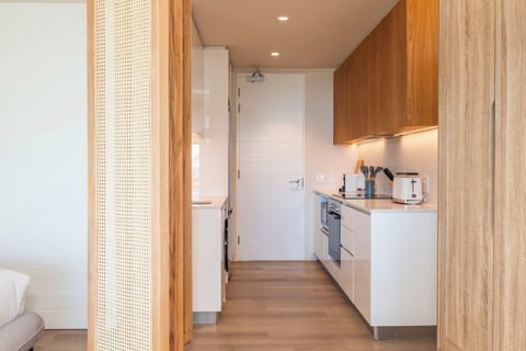 Beach House Coastal Studio with Pool, Hout Bay (33635)