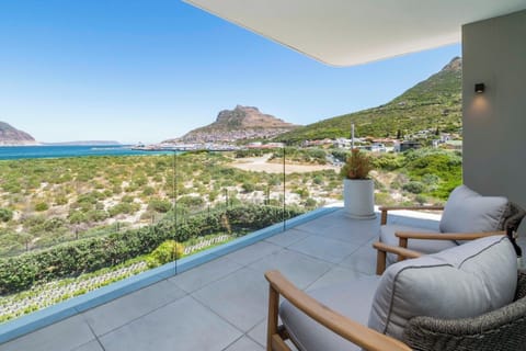 Beach House Studio with Scenic Hout Bay Views (33709)