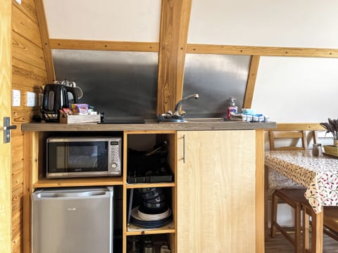 Kitchen | Orchard View - Lower Larkworthy Farm, Holsworthy