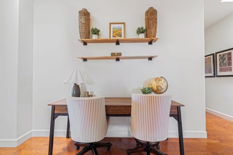 Desk perfect for WFH set-up.