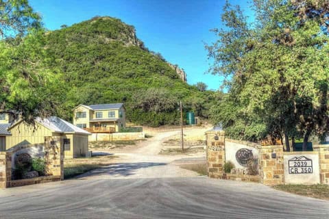 Entrance to Oasis Resort