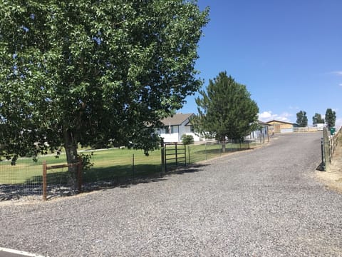 Entrance and driveway to property