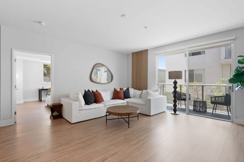 Relax in style. Modern design meets coastal comfort and ultimate relaxation.