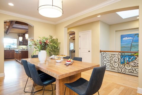 Dining table seats six.