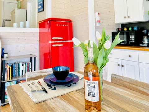 C6F5F90B 4F9E 4075 A63A 71C3D3103E73