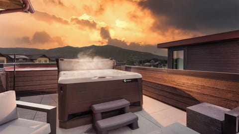 Hot Tub, Rooftop - Enjoy beautiful views from the hot tub on the rooftop