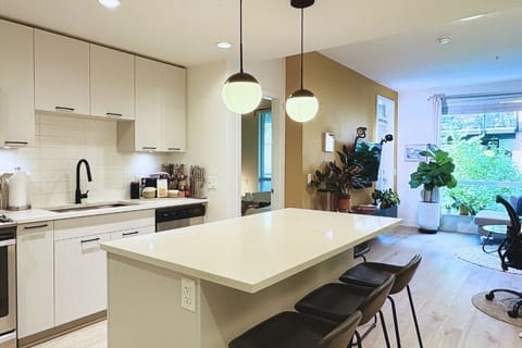 Also included: toaster, air fryer, Instapot, NutriBullet