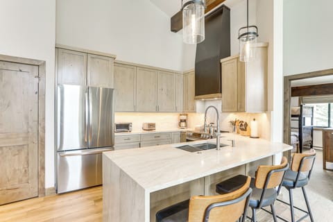 Kitchen | Drip Coffee Maker | Dishwasher | Cooking Basics