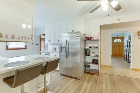 Kitchen | Main Level