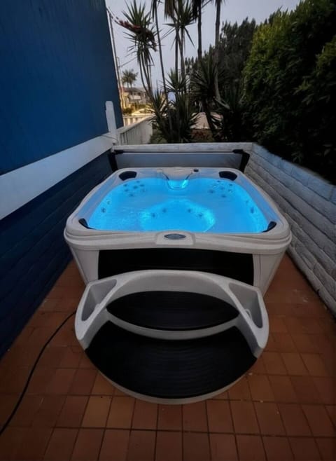 Brand new hot tub!