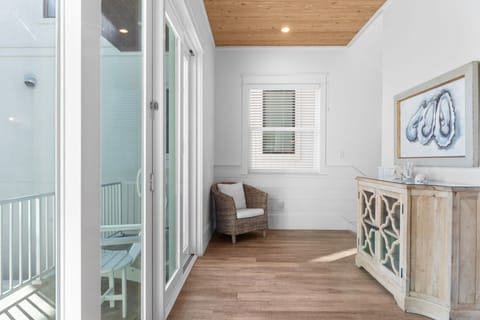 2nd Floor Private Balcony Access