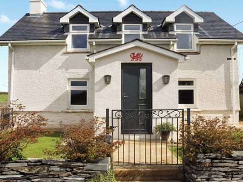 Exterior | Rhoshill, Llanfyrnach