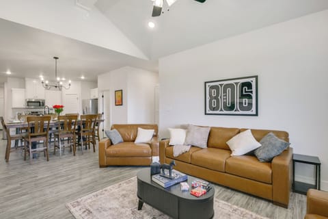 Living Room | Free WiFi