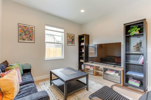 Englewood Vacation Rental | 3BR | 2BA | Step-Free Entry | 1,600 Sq Ft