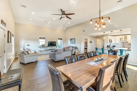 Culver Vacation Rental | 5BR | 2BA | 2,000 Sq Ft | Stairs Required