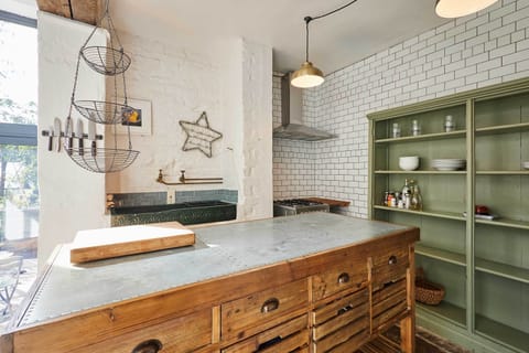 The Artist's House, Hebden Bridge - Host & Stay