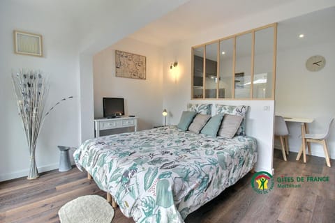 Spacious Bedroom