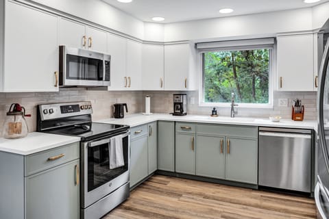 You're on vacation... go ahead & eat out! (the kitchen's ready when you need it)