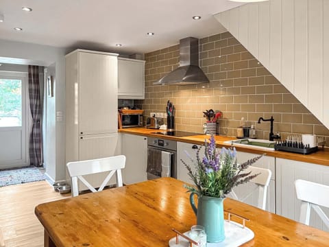 Kitchen/diner | High Hill Cottage, Settle
